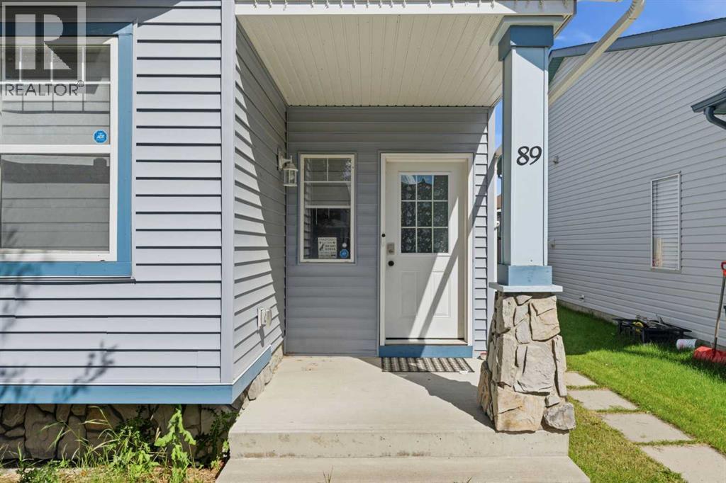 89 Everstone Way SW - 2