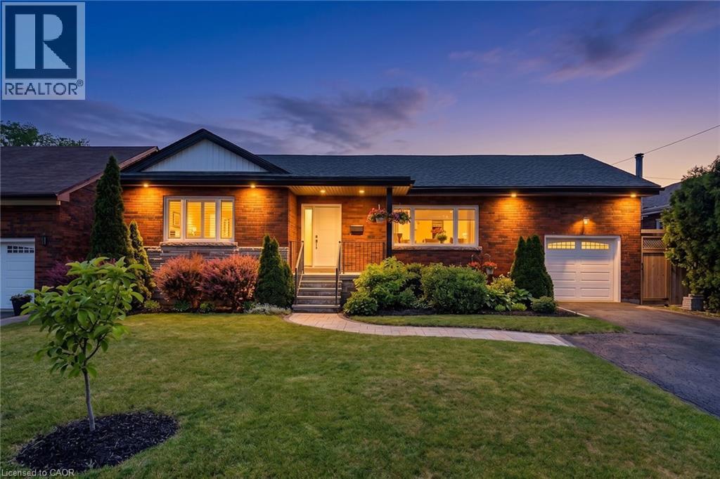 55 GLENVIEW Drive - Image 2