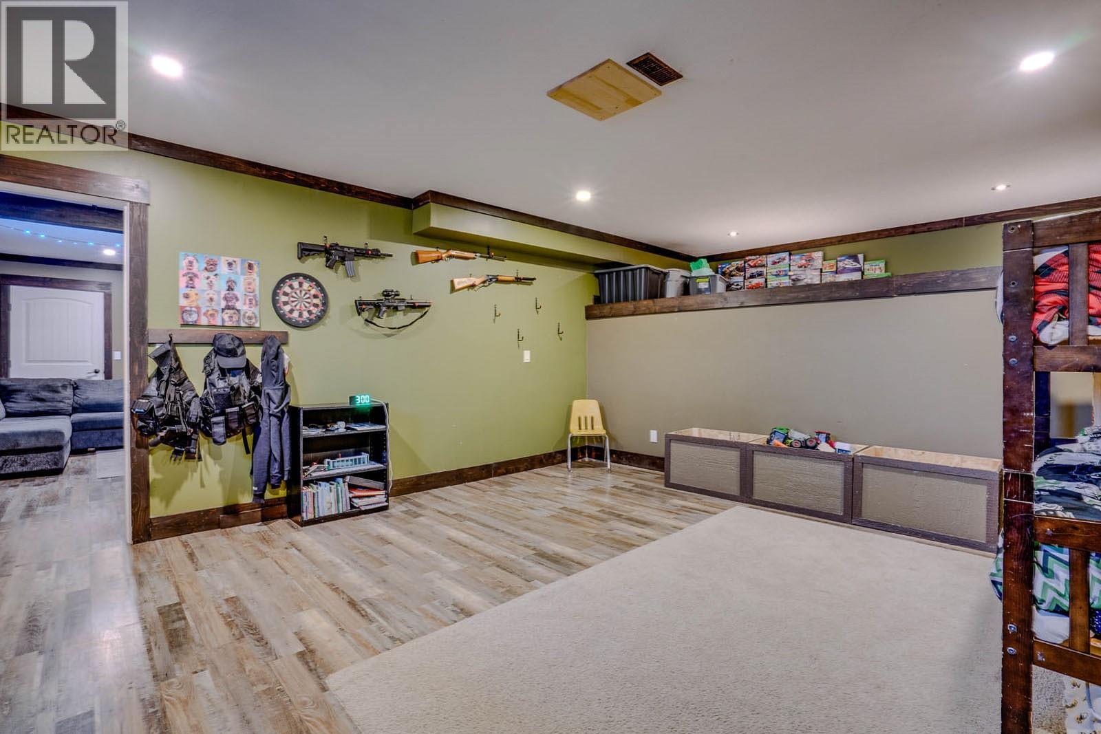26 Byers Road - 30