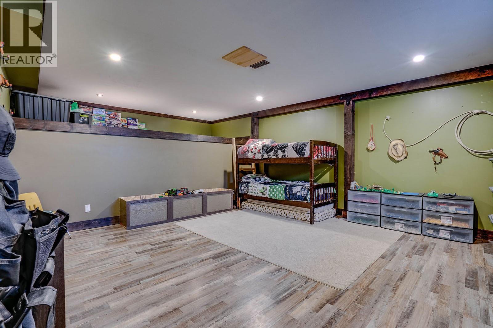 26 Byers Road - 29
