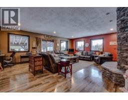 Kitchen - 26 Byers Road, Cherryville, BC V0E2G1 Photo 11