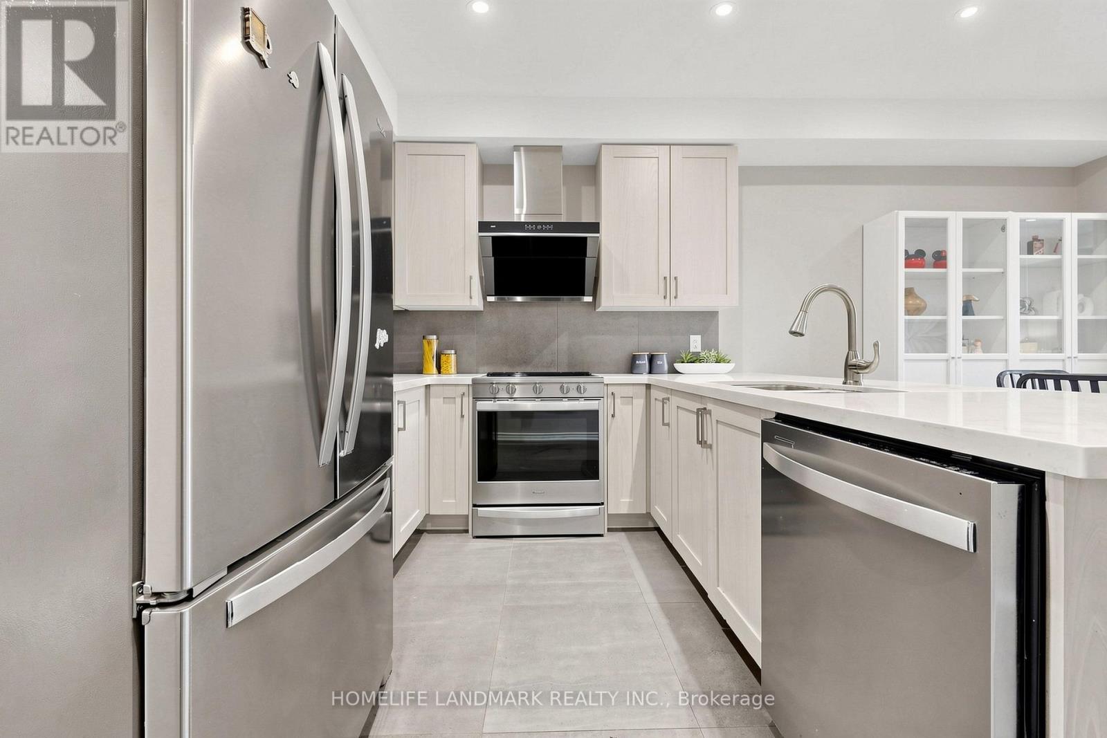 4798 16TH AVENUE - 22