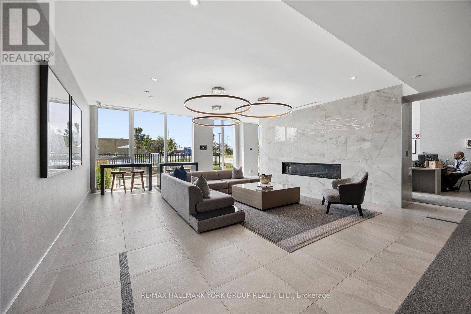 #420 185 DEERFIELD ROAD - 25