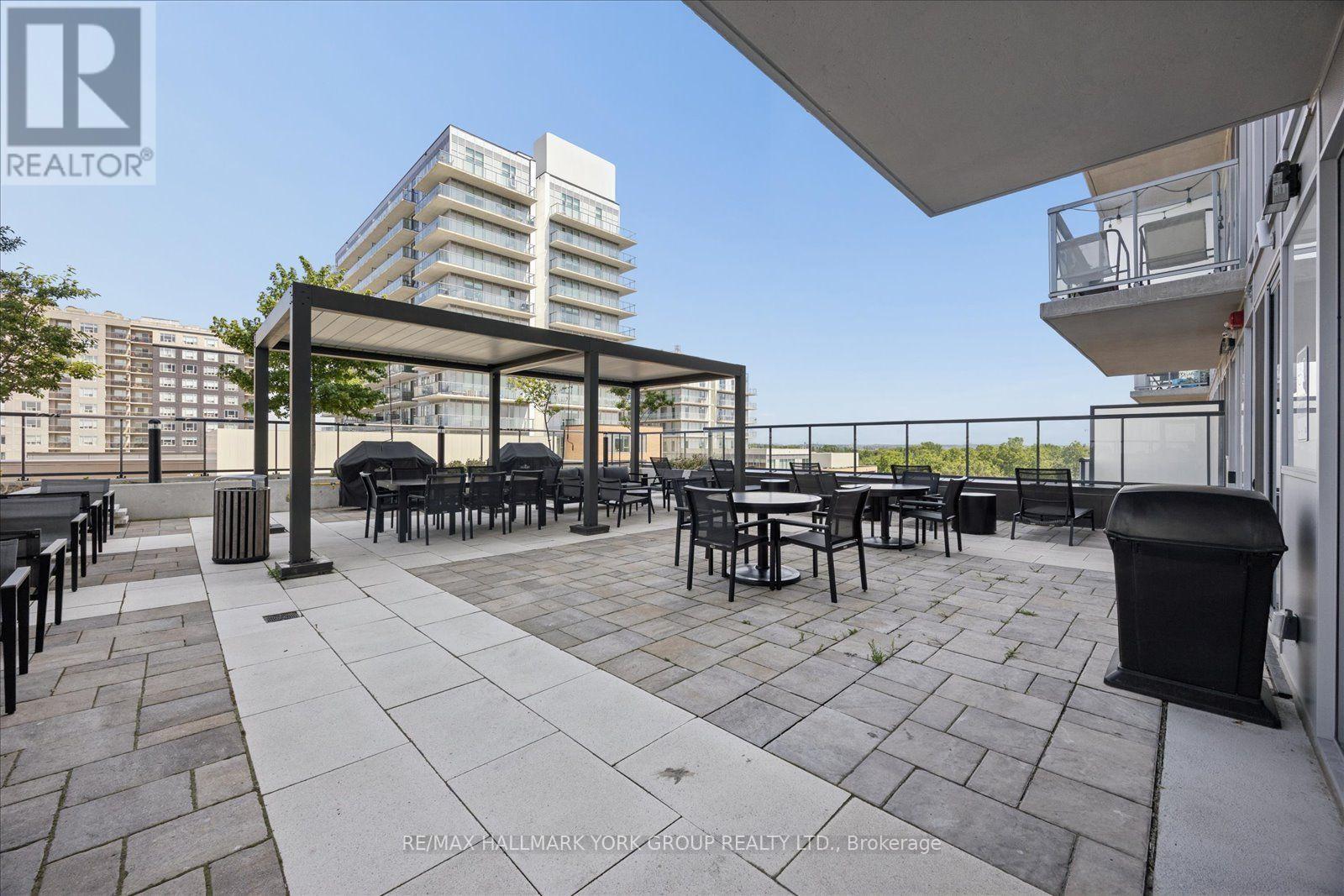 #420 185 DEERFIELD ROAD - 32