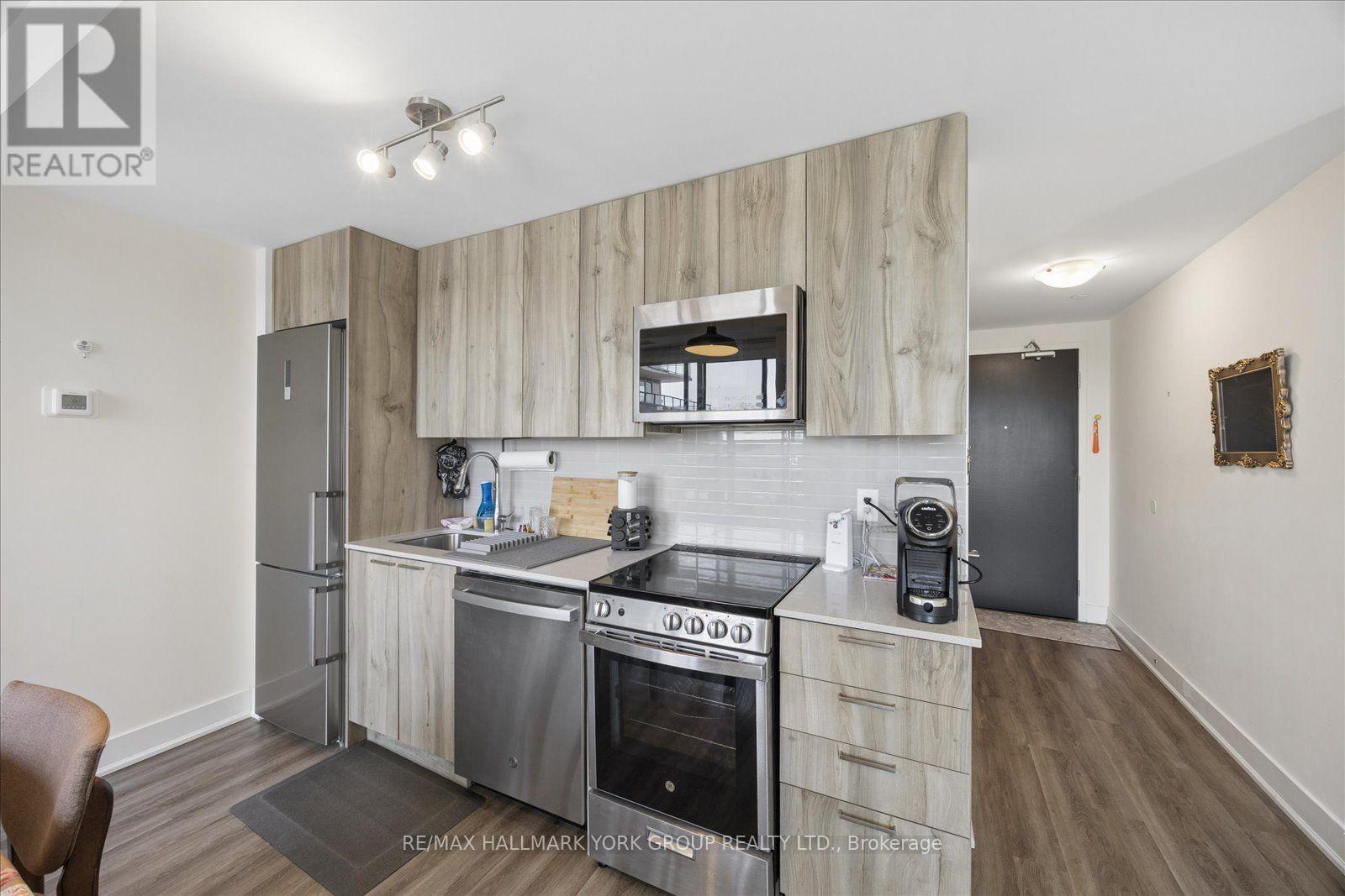 #420 185 DEERFIELD ROAD - 9