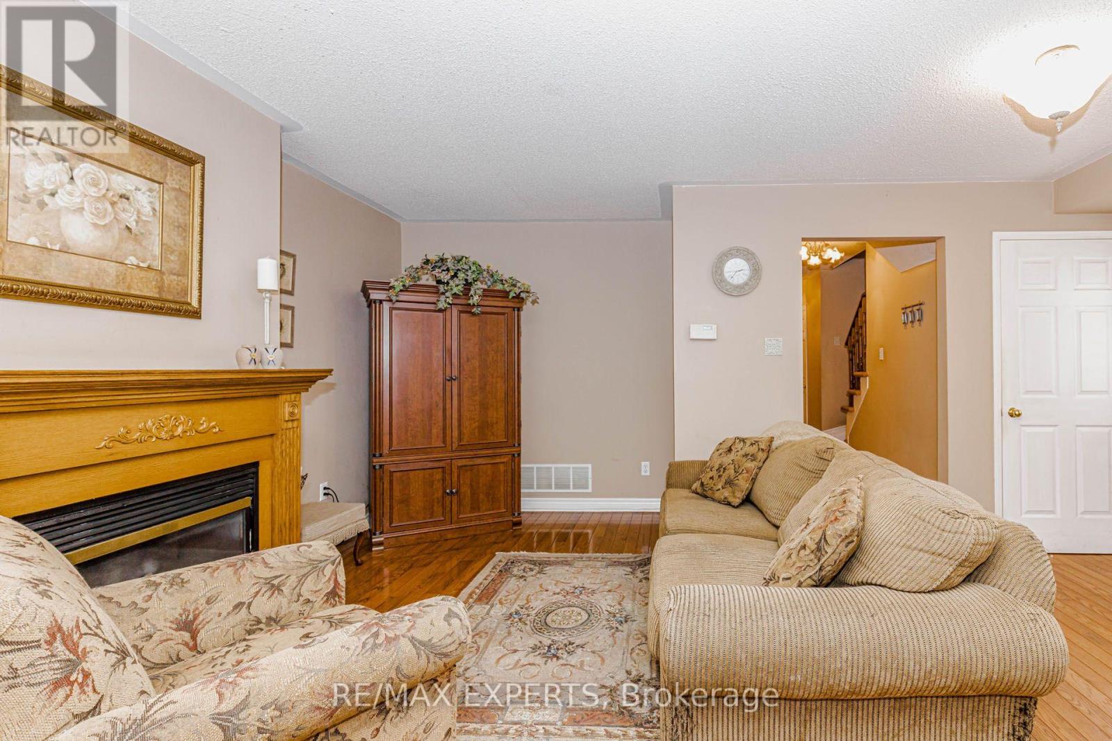 225 KELSO CRESCENT - Image 8