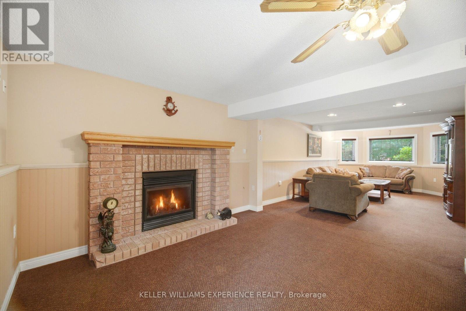 526 LEACOCK DRIVE - Image 13