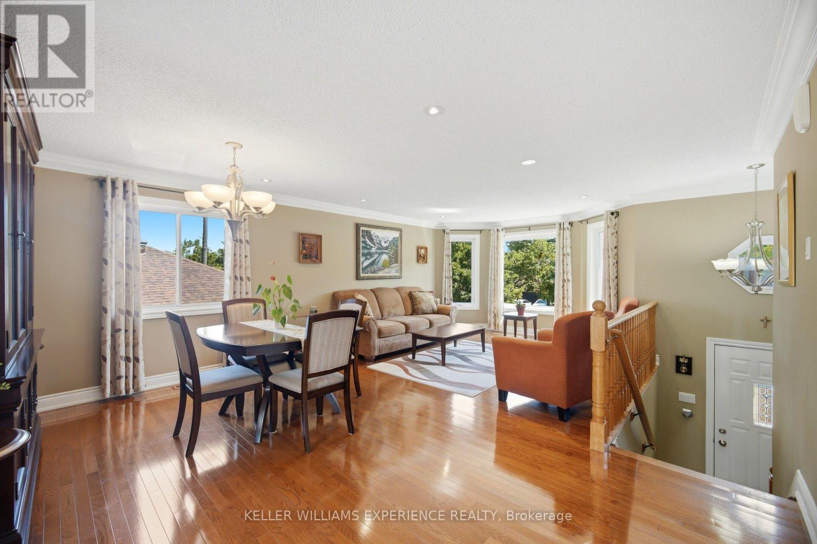 526 LEACOCK DRIVE - Image 4
