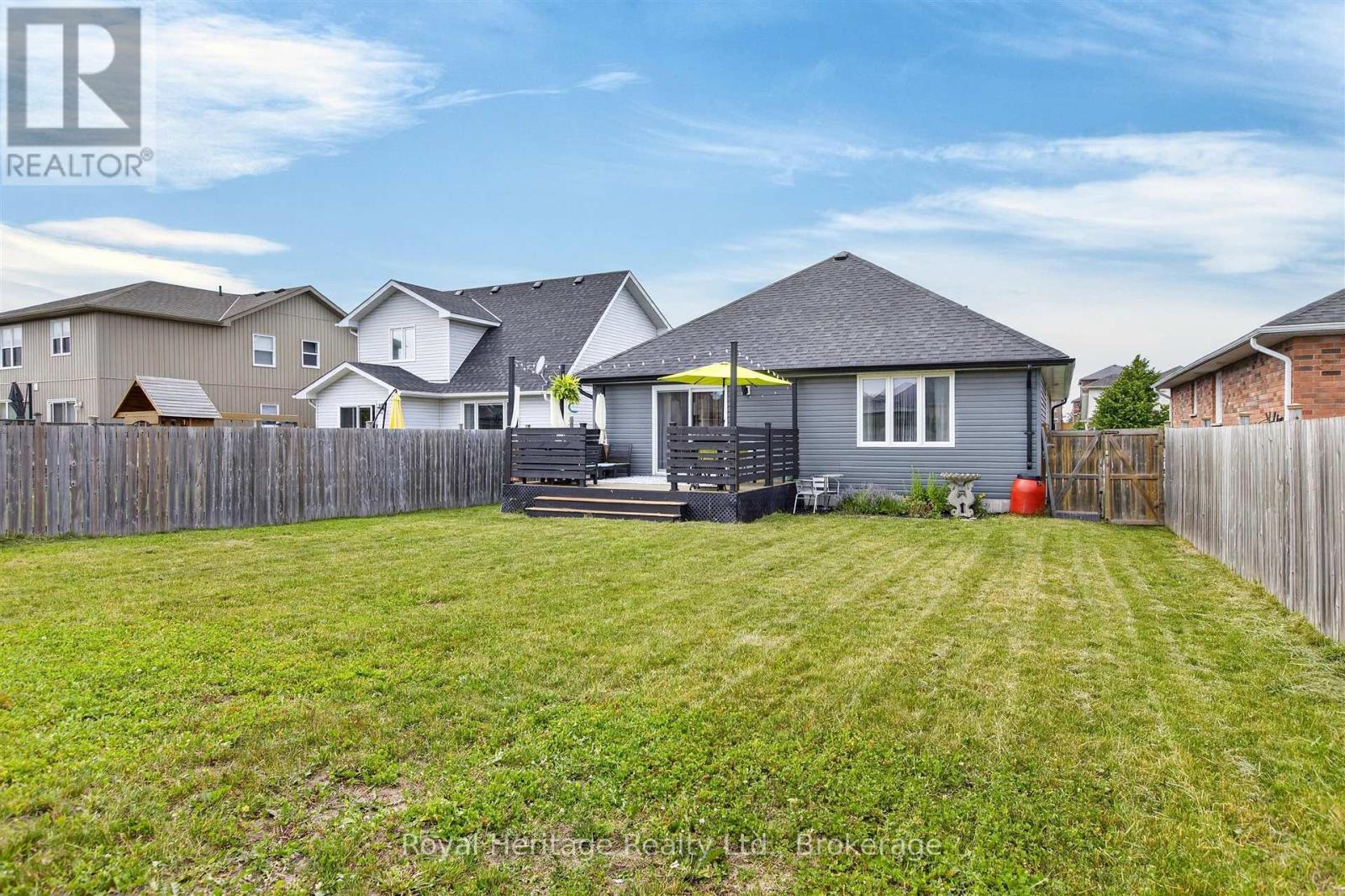 30 SPRINGDALE DRIVE - 36