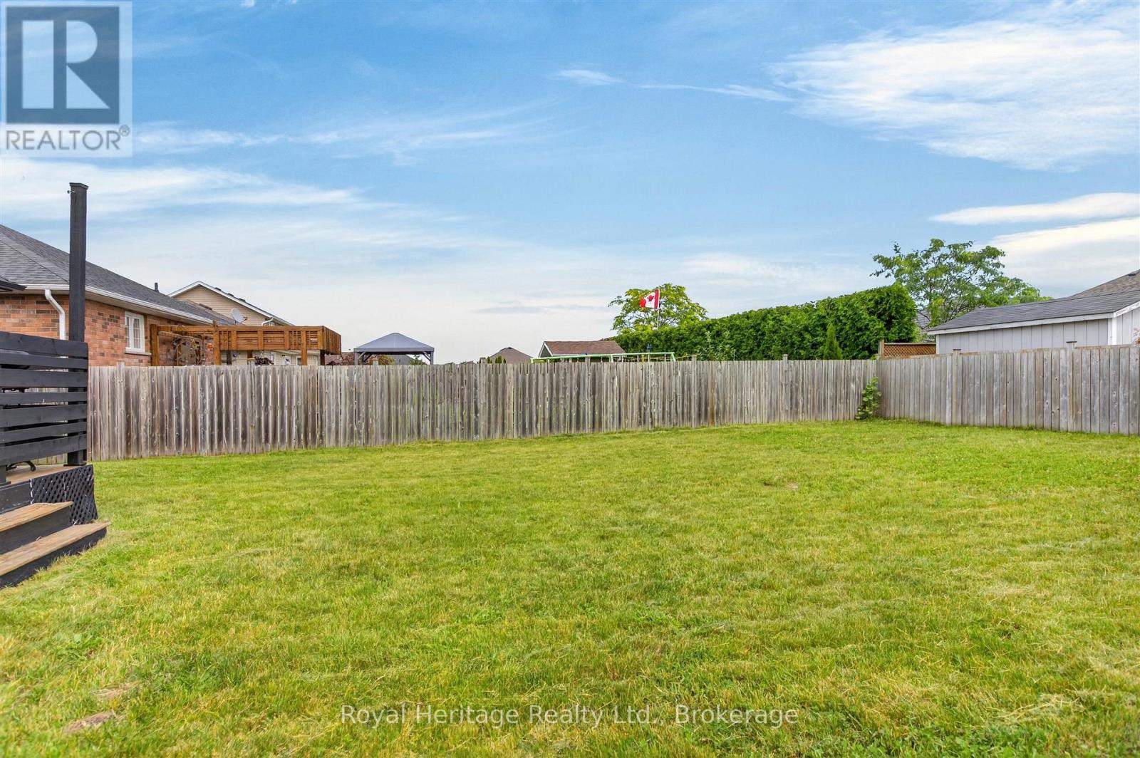 30 SPRINGDALE DRIVE - 41