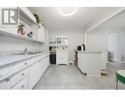 18 Charlotte Street, Belleville, ON K8P1E2 Photo 14