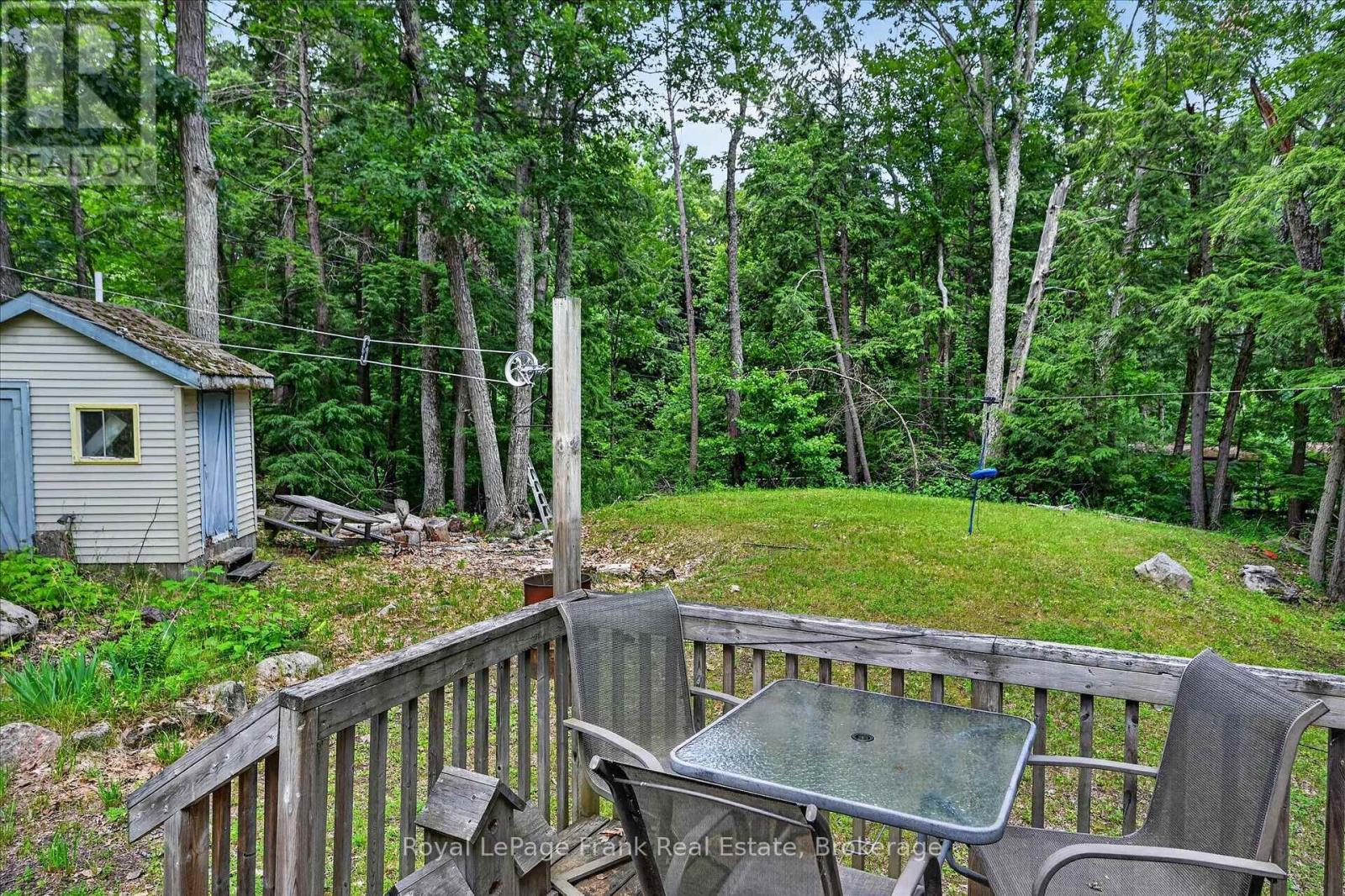 442 ISLAND 7 STONEY LAKE - 41