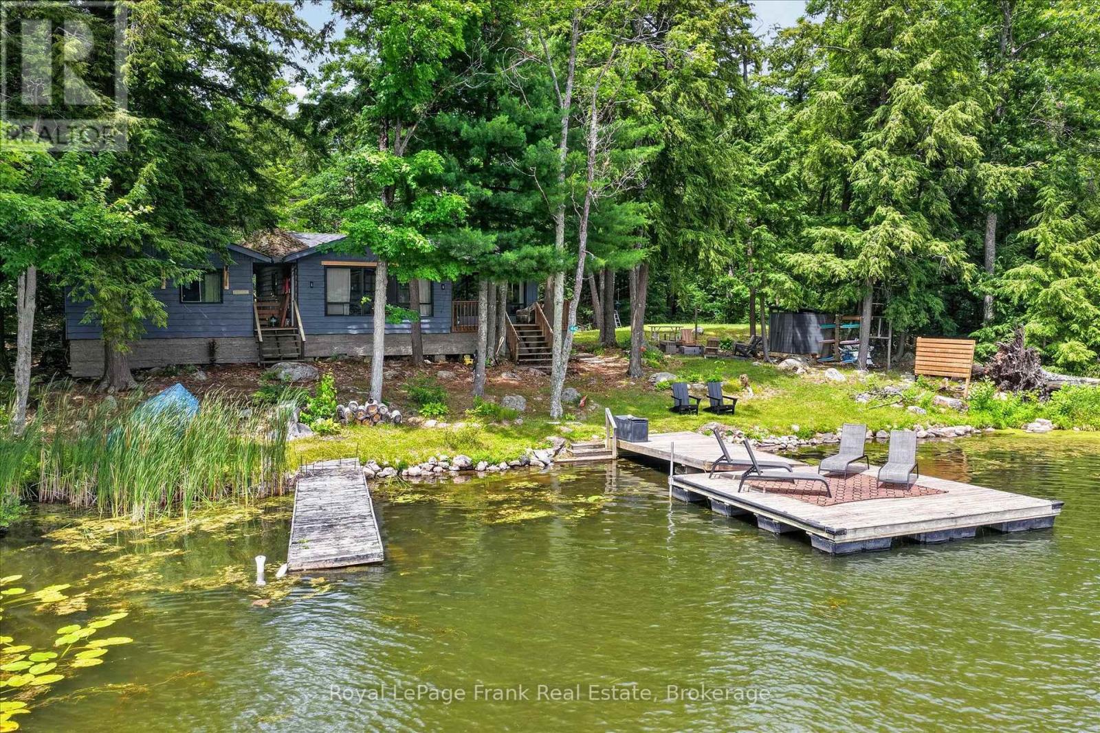 442 ISLAND 7 STONEY LAKE - 38