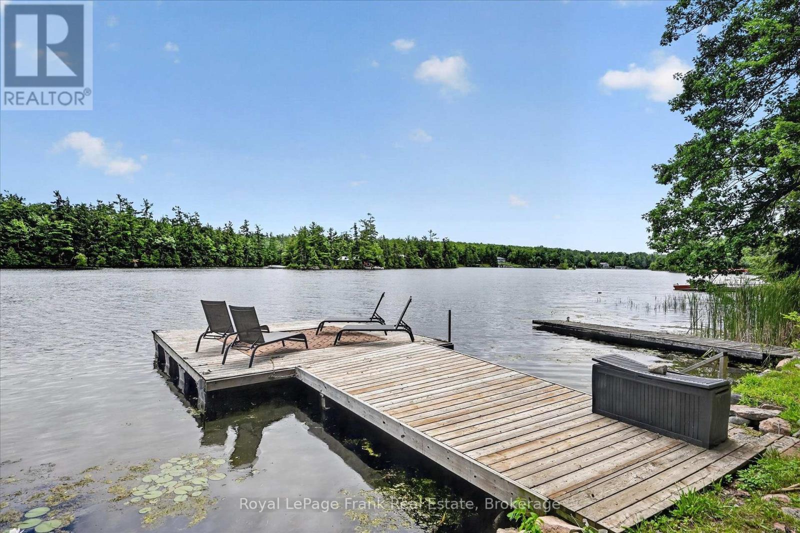 442 ISLAND 7 STONEY LAKE - 3
