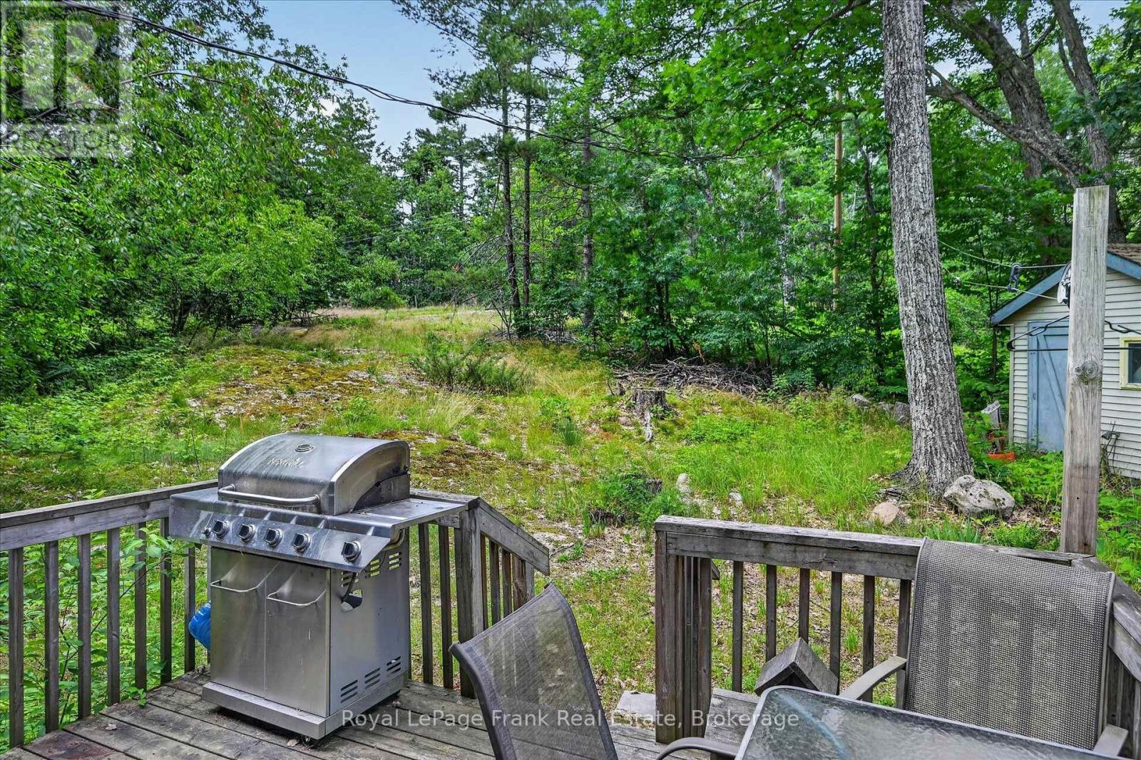 442 ISLAND 7 STONEY LAKE - 40