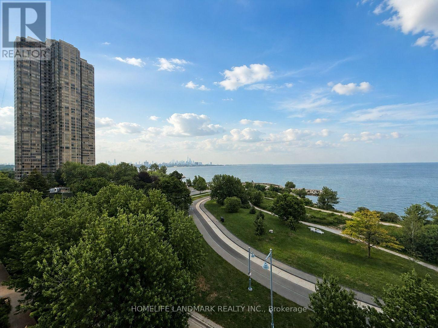 #623 5 MARINE PARADE DRIVE - 38