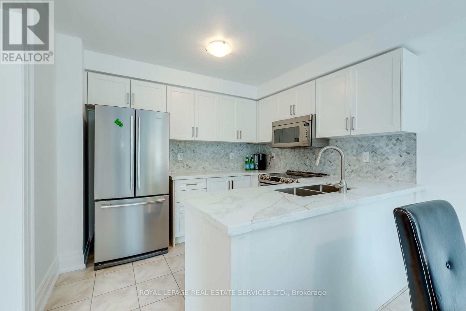 916 MCNAIR CIRCLE - 26