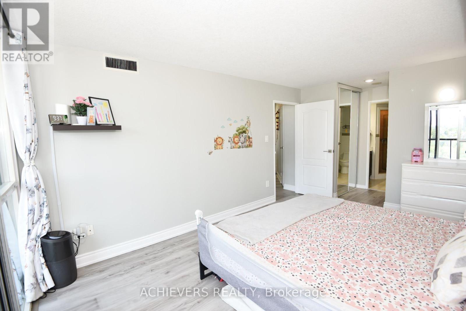 #914 1 ROWNTREE ROAD - 22