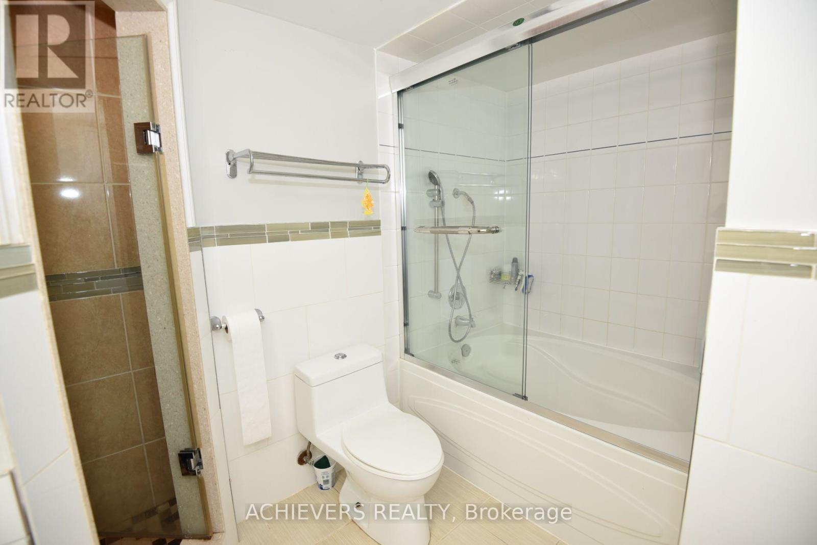 #914 1 ROWNTREE ROAD - 24