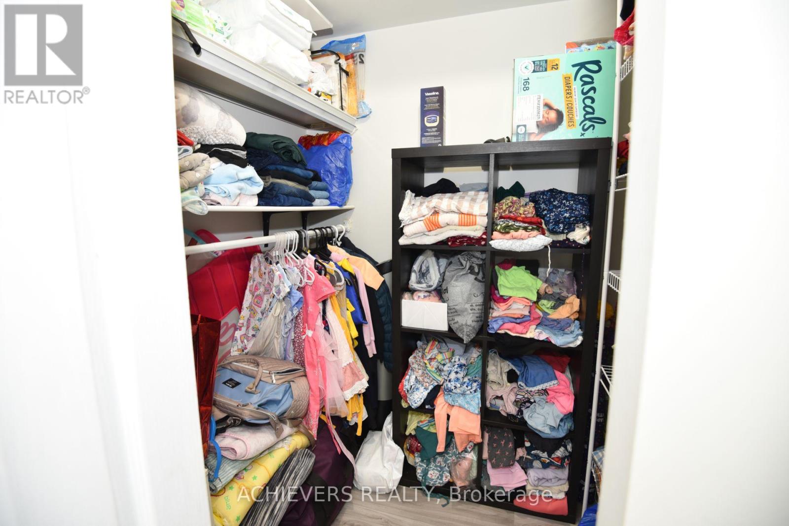 #914 1 ROWNTREE ROAD - 26