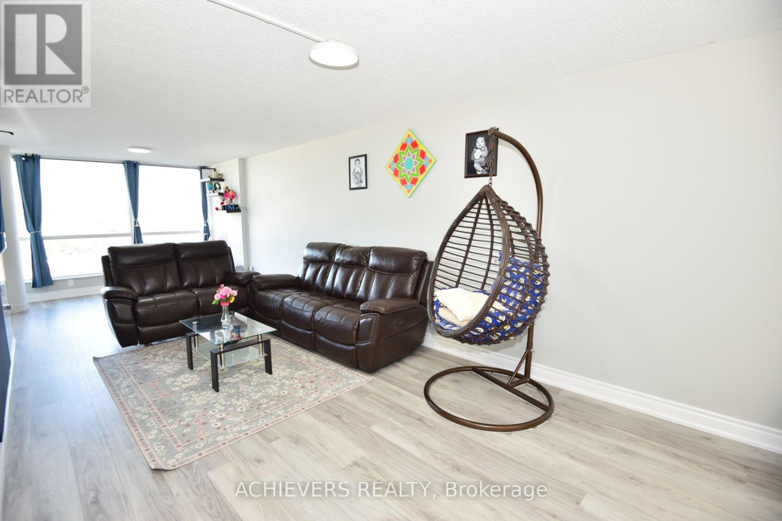 #914 1 ROWNTREE ROAD - 6