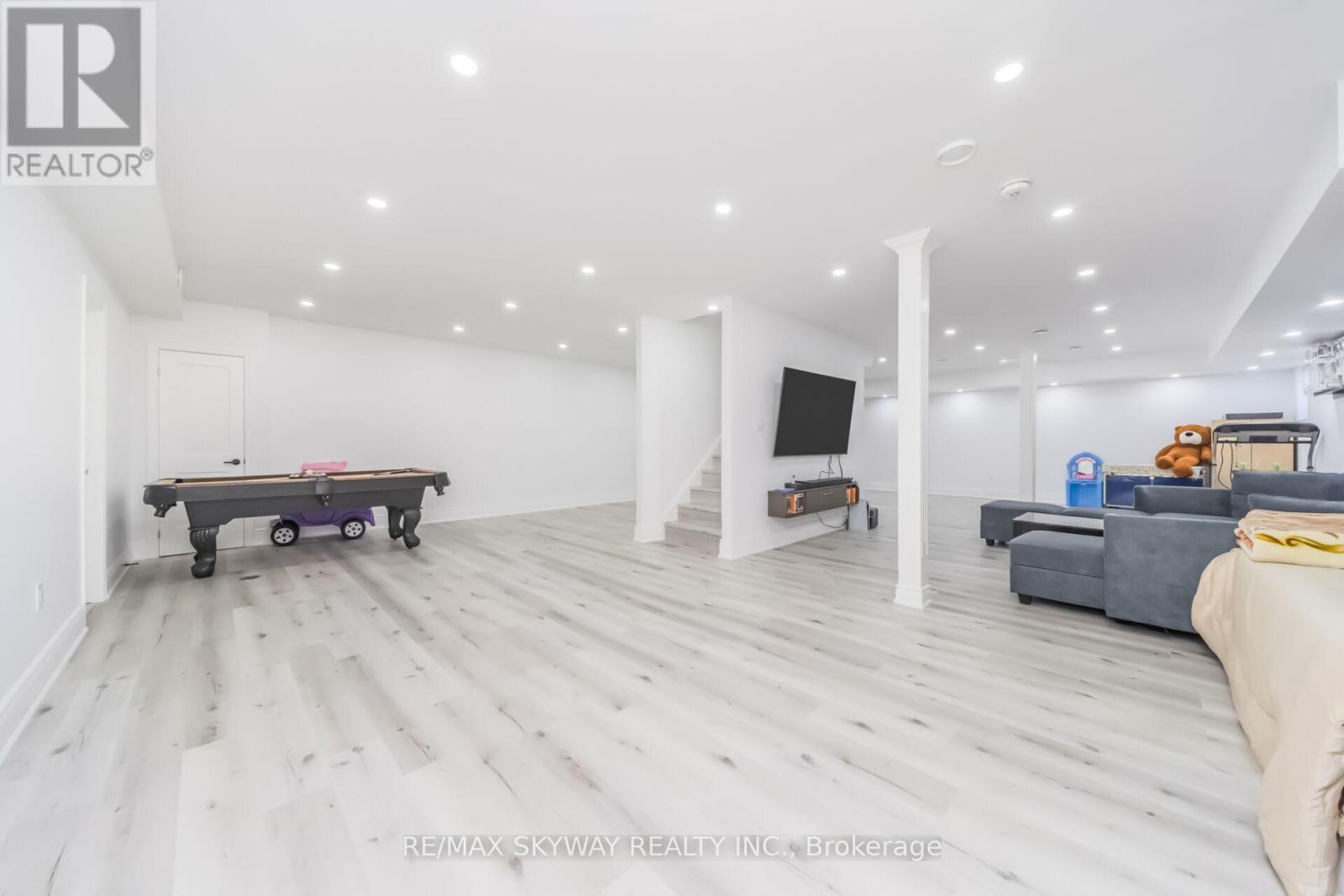 12199 HWY #50 ROAD - 24