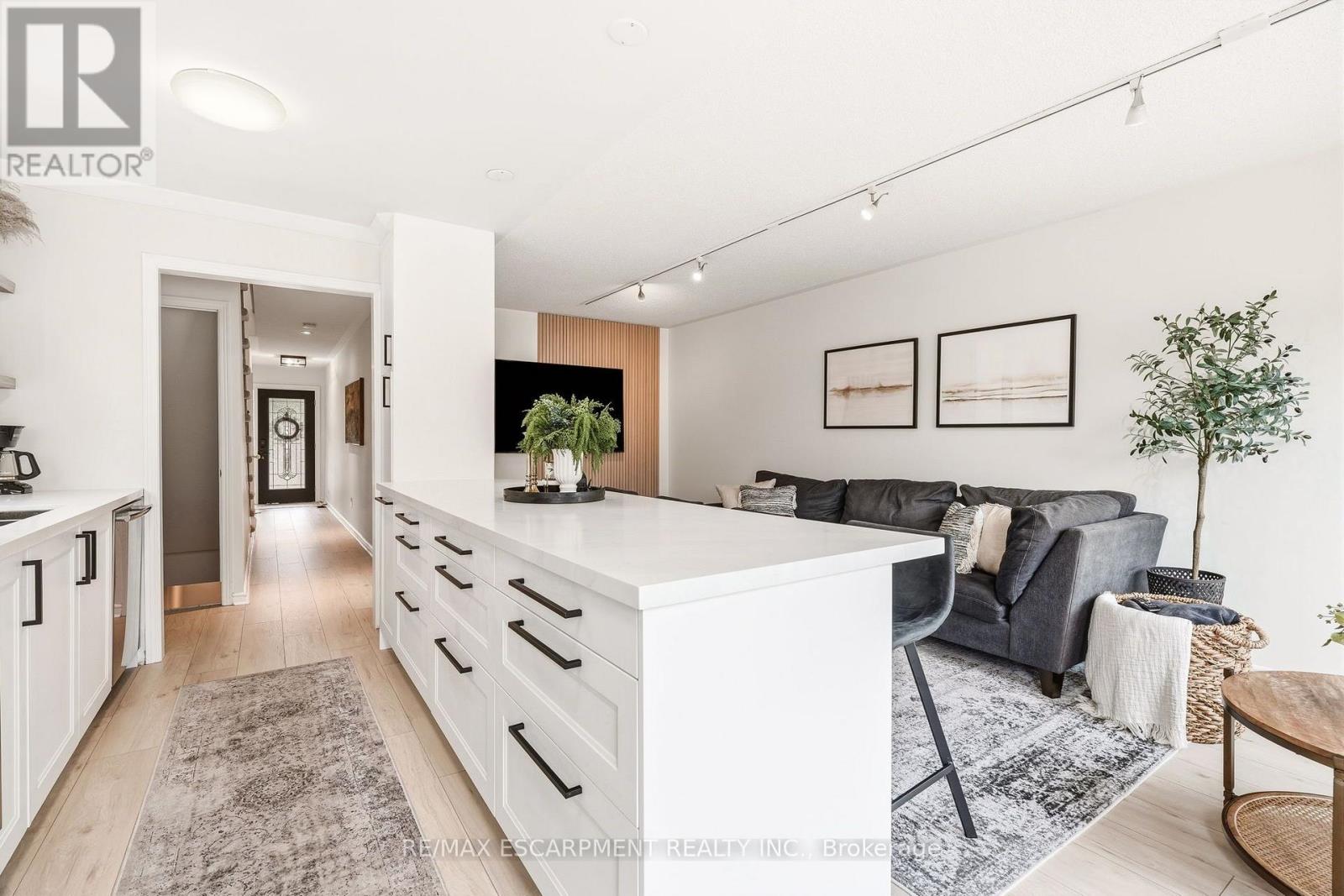 5116 SILVERCREEK DRIVE - Image 11