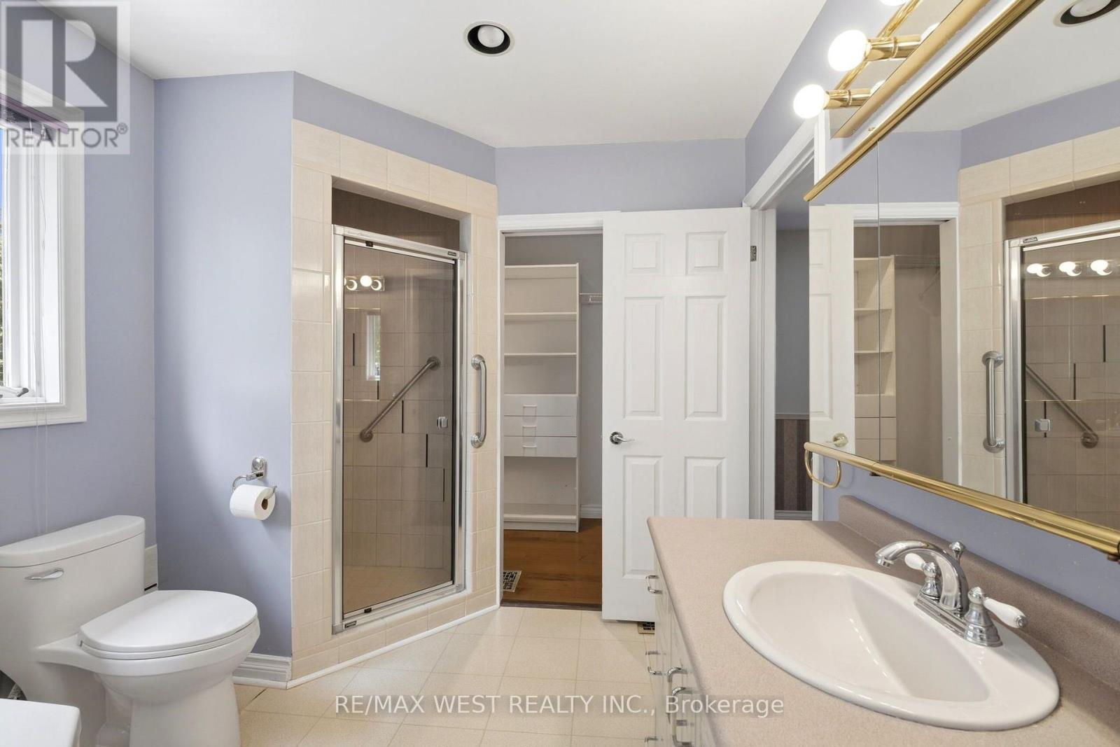 88 RIVERDALE DRIVE - Image 10