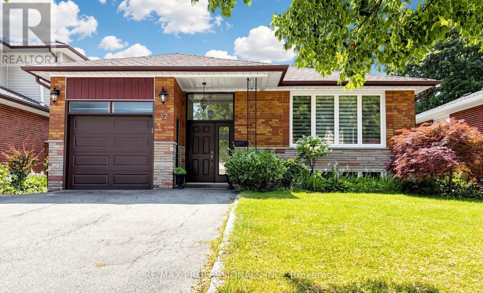 32 SELLMAR ROAD - 1