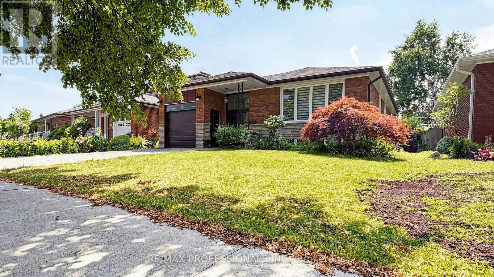 32 SELLMAR ROAD - 2