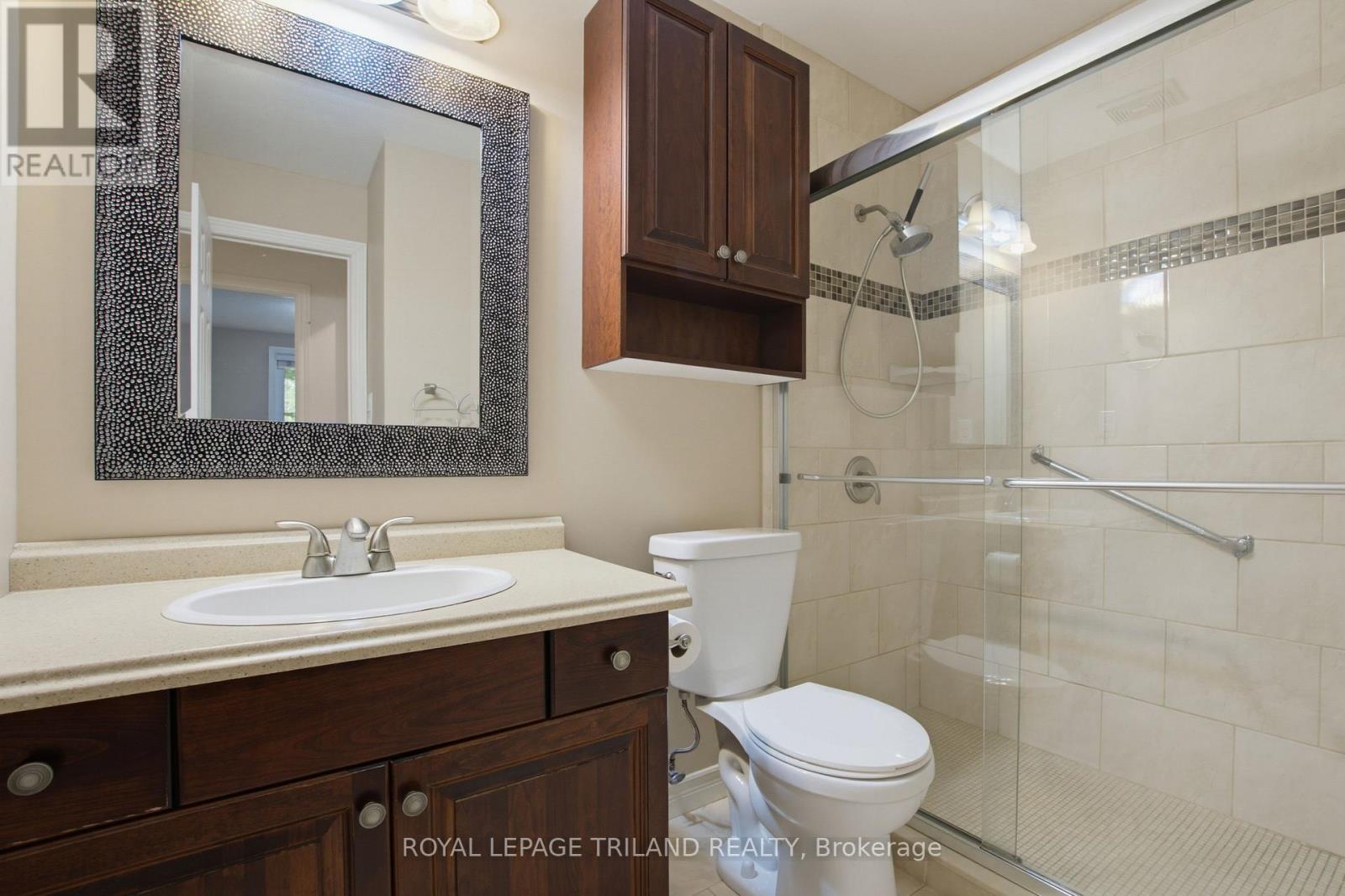 #104 91 SPRUCE STREET W - 18