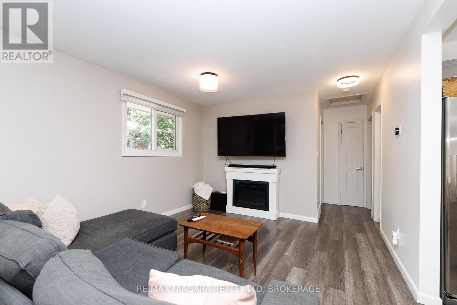 3273 ADDISON AVENUE - 10