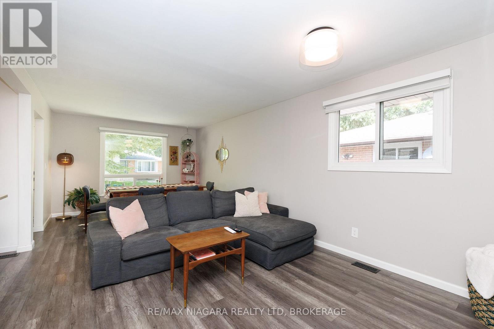 3273 ADDISON AVENUE - 9