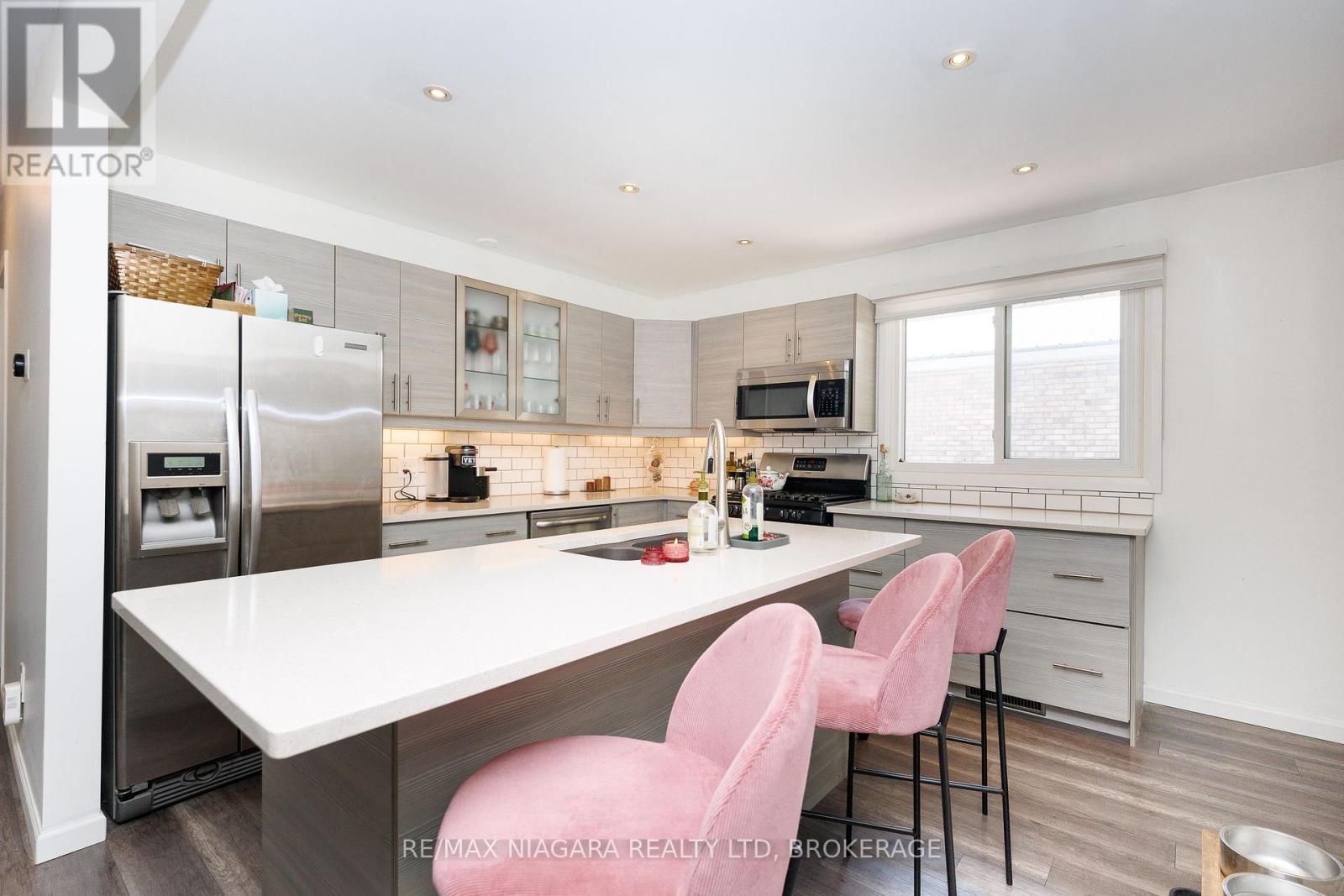 3273 ADDISON AVENUE - 3