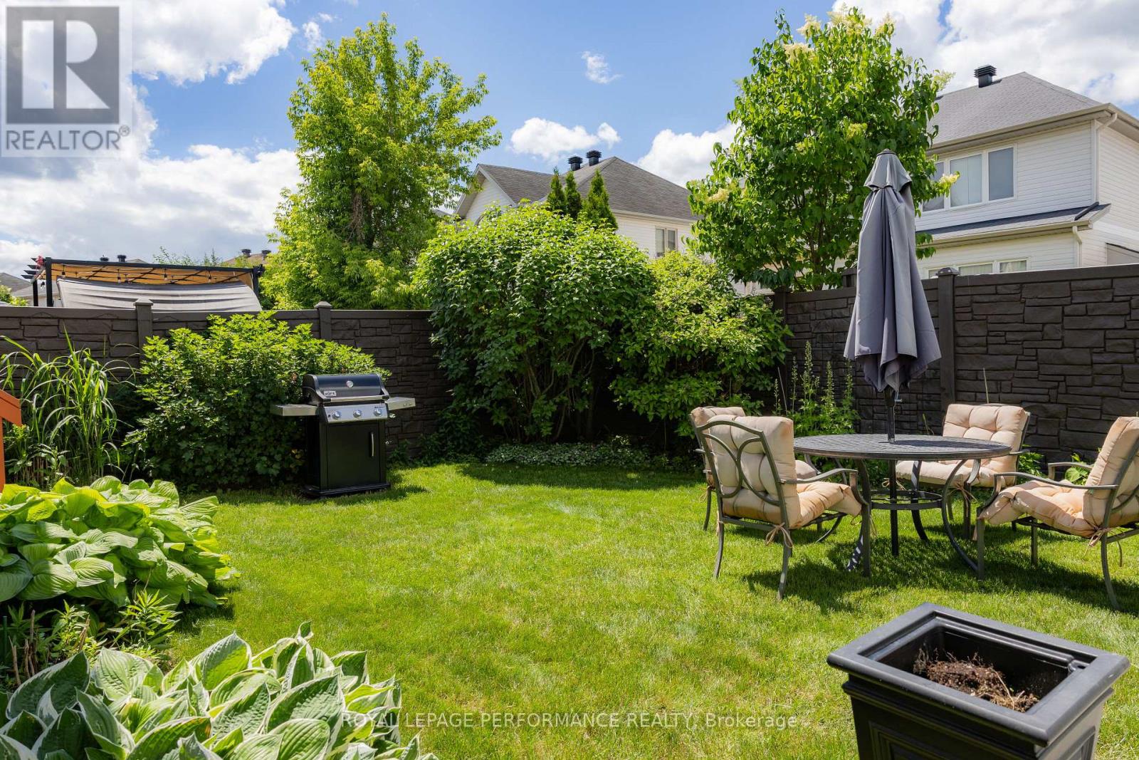 2202 CLENDENAN CRESCENT - 48