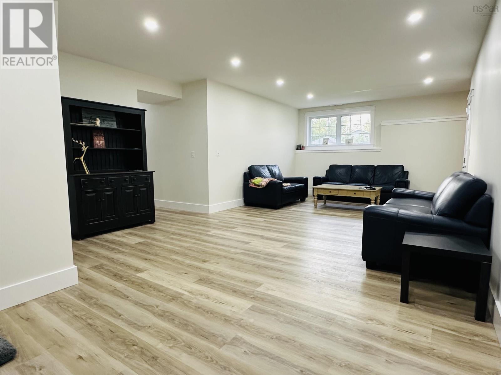 19 Payton Lane - Image 35