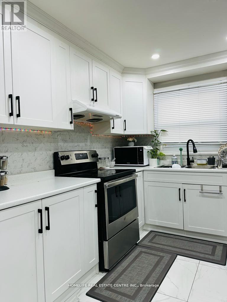 10 PARKWOOD DRIVE - 12
