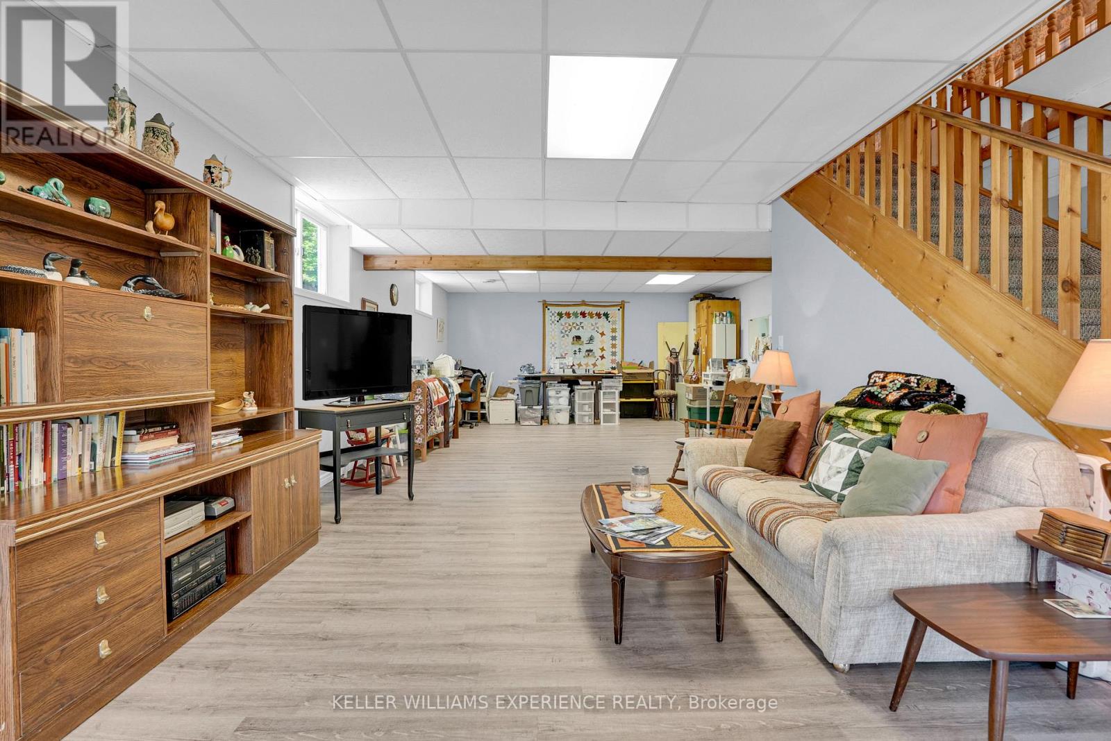 203 SANTAS VILLAGE ROAD - 32