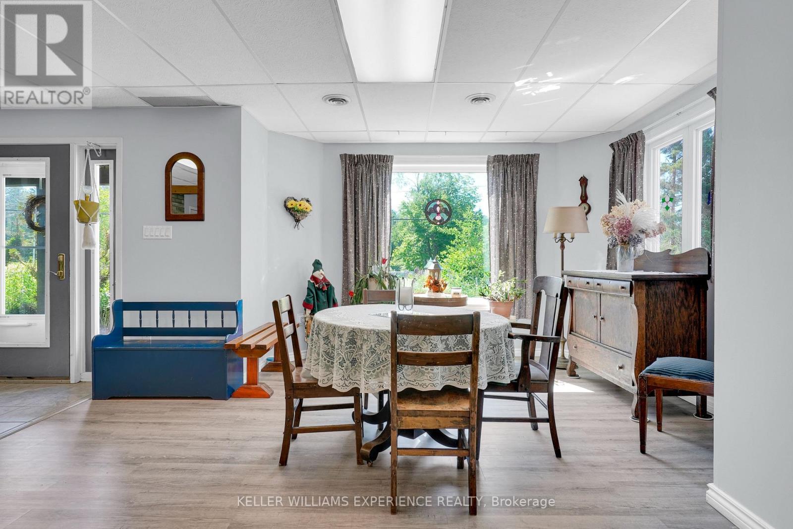 203 SANTAS VILLAGE ROAD - 37