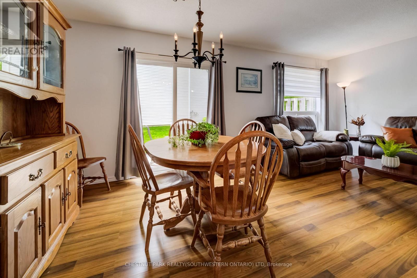 #11 210 HIGHLAND CRESCENT - 10