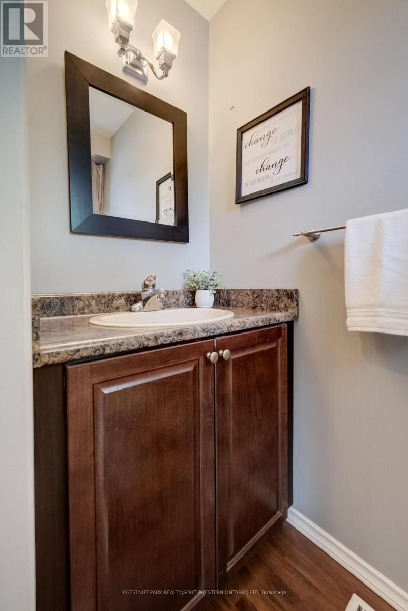 #11 210 HIGHLAND CRESCENT - 5