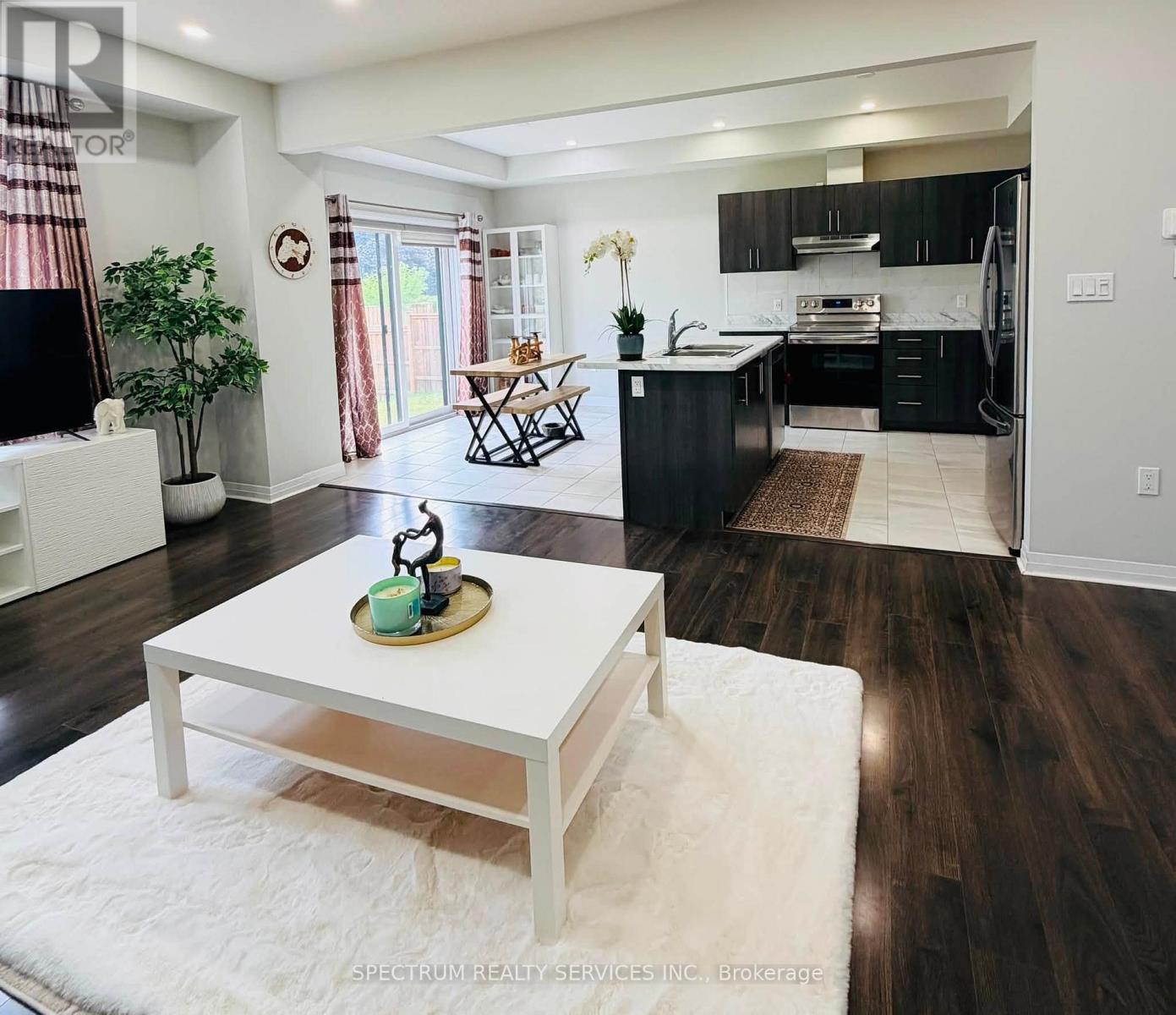 529B GREY STREET - 11