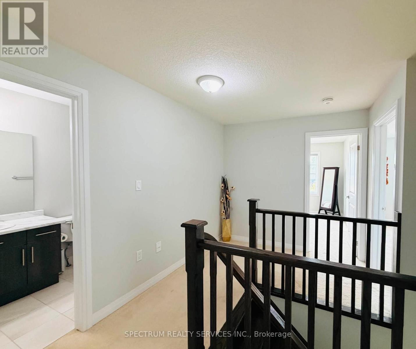529B GREY STREET - 18