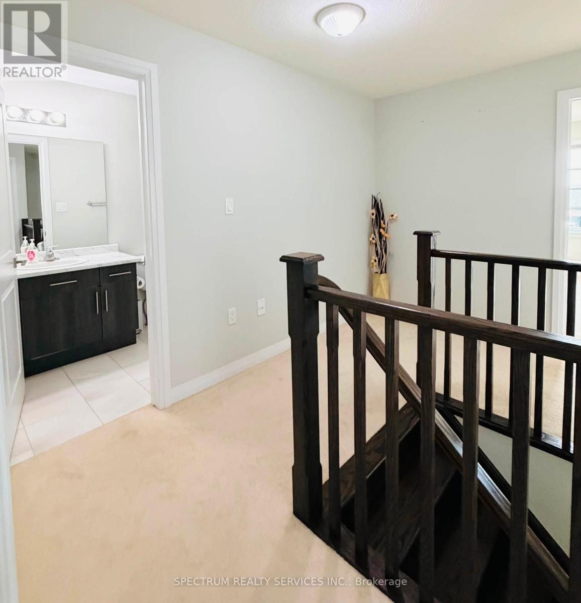 529B GREY STREET - 19