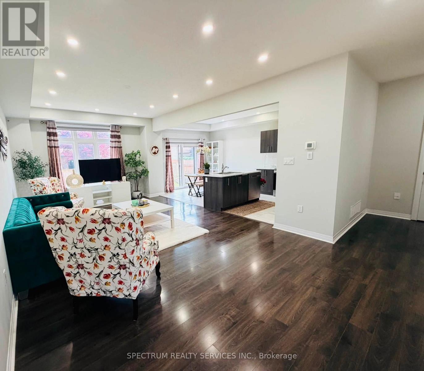 529B GREY STREET - 8