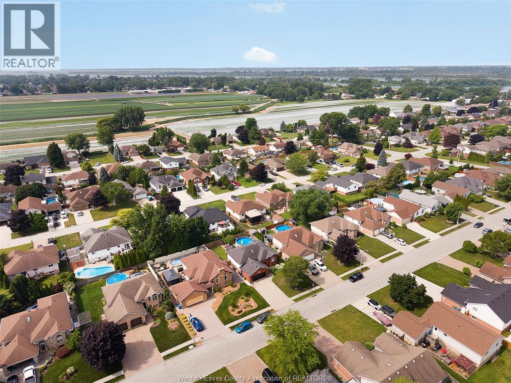 398 International AVENUE - 12