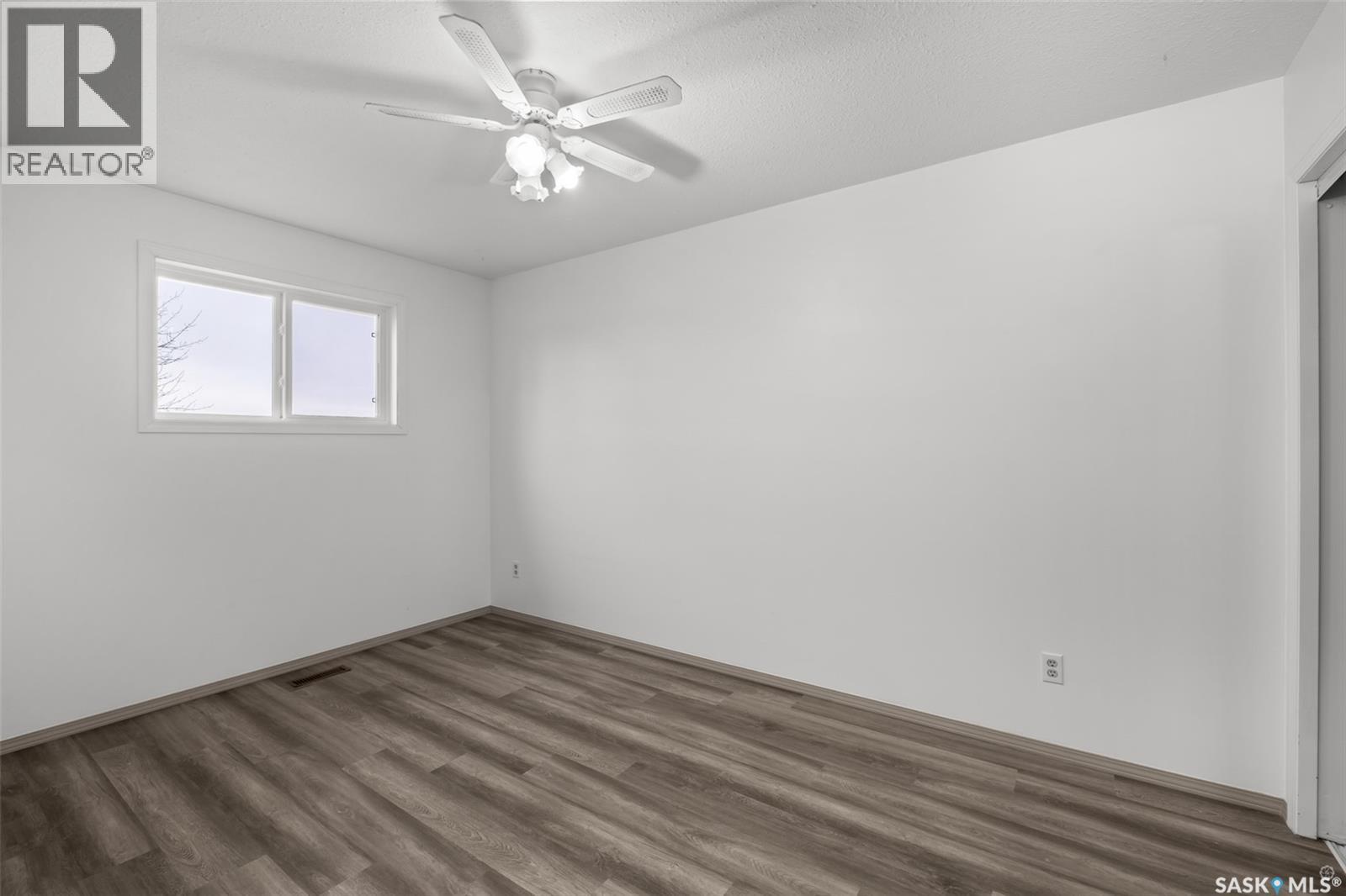 3367 15TH AVENUE E - 13