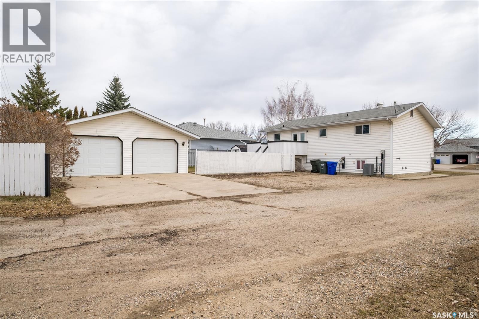 3367 15TH AVENUE E - 22