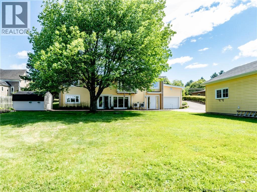 1137 Amirault - Image 35