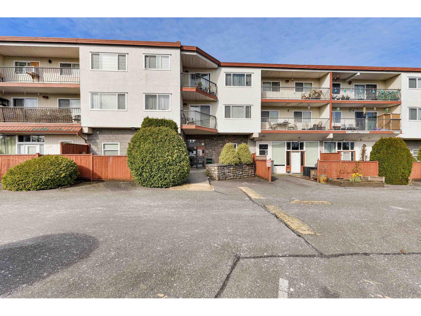 2 Bed, 2 Bath Apartment for Sale in Langley – 205 3043 270 STREET, Langley – MLS# R3147623